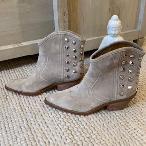 Marc Fisher Gray suede boots size 7